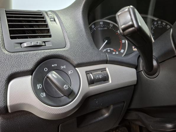 Skoda Octavia II (A5) Рестайлинг с пробегом 2011 года, цена 599 000 рублей, 315731 км, лифтбек, Автокод Объявления