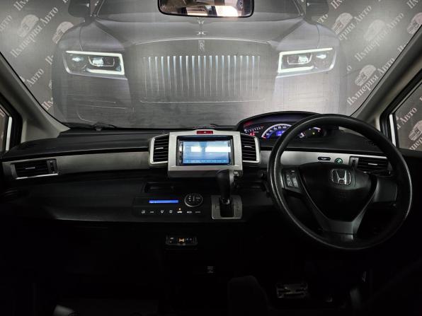 Honda Freed I Рестайлинг 2 с пробегом 2014 года, цена 1 260 000 рублей, 107400 км, компактвэн, Автокод Объявления