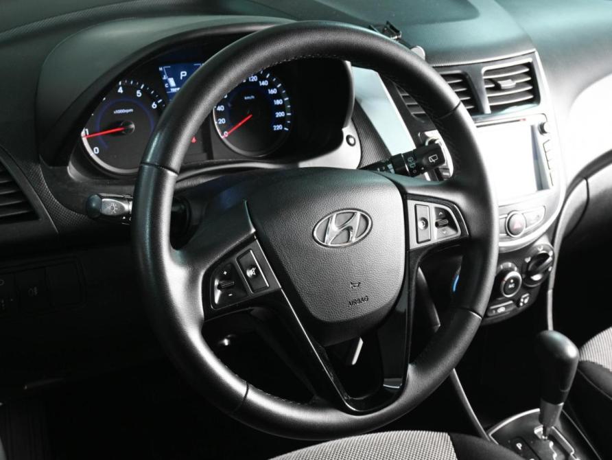 Hyundai Solaris I Ростов-на-Дону  - изображение 12