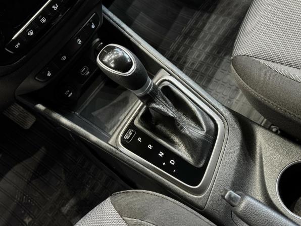 Hyundai Solaris II с пробегом 2020 года, цена 1 470 000 рублей, 156040 км, седан, Автокод Объявления