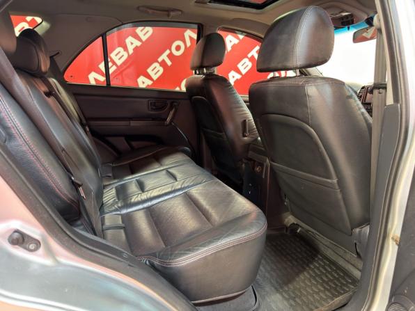 Kia Sorento I Рестайлинг с пробегом 2007 года, цена 880 000 рублей, 217072 км, внедорожник, Автокод Объявления