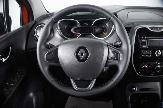Renault Kaptur I с пробегом 2016 года, цена 1 459 000 рублей, 132235 км, внедорожник, Автокод Объявления