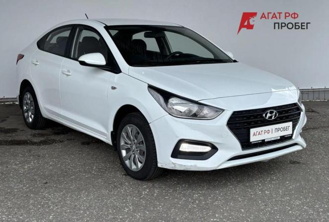 Hyundai Solaris II с пробегом 2018 года, цена 1 350 000 рублей, 124298 км, седан, Автокод Объявления