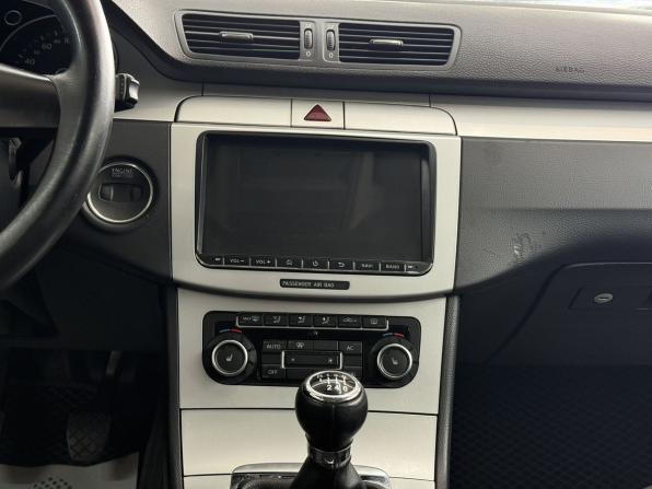 Volkswagen Passat B6 с пробегом 2010 года, цена 650 000 рублей, 225752 км, седан, Автокод Объявления