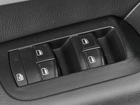 Audi A6 III (C6) Рестайлинг с пробегом 2009 года, цена 930 000 рублей, 269162 км, седан, Автокод Объявления