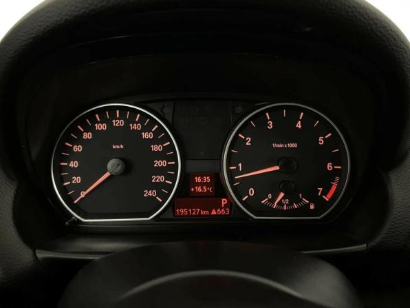 BMW 1 серии I (E81/E82/E87/E88) Рестайлинг с пробегом 2011 года, цена 790 000 рублей, 195120 км, хэтчбек, Автокод Объявления