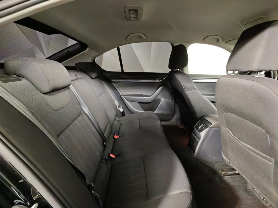 Skoda Octavia III (A7) Рестайлинг Москва  - изображение 16