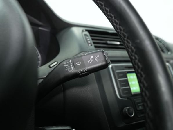 Volkswagen Jetta VI с пробегом 2013 года, цена 1 050 000 рублей, 175000 км, седан, Автокод Объявления