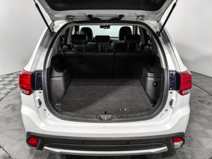 Mitsubishi Outlander III Рестайлинг 2 Санкт-Петербург  - изображение 21