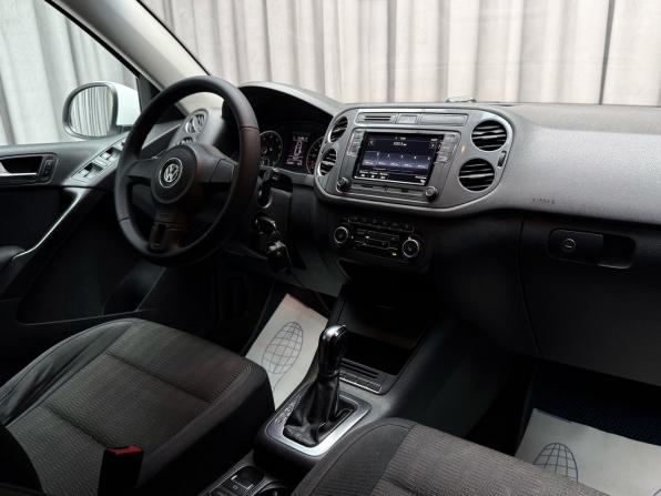 Volkswagen Tiguan I Рестайлинг с пробегом 2012 года, цена 1 349 000 рублей, 235421 км, внедорожник, Автокод Объявления