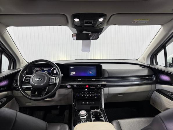 Kia Carnival IV с пробегом 2021 года, цена 3 997 000 рублей, 89682 км, минивэн, Автокод Объявления