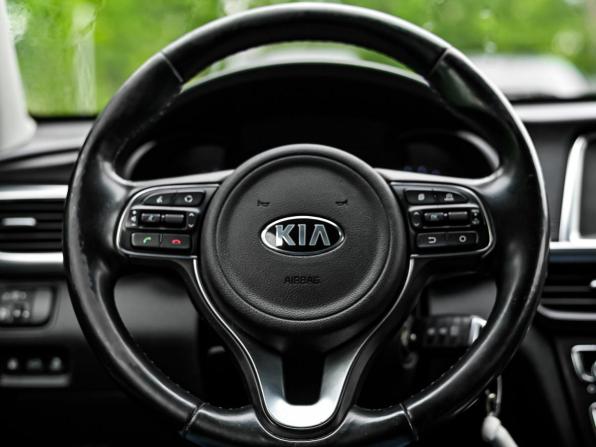 Kia Optima IV с пробегом 2017 года, цена 1 514 000 рублей, 221193 км, седан, Автокод Объявления