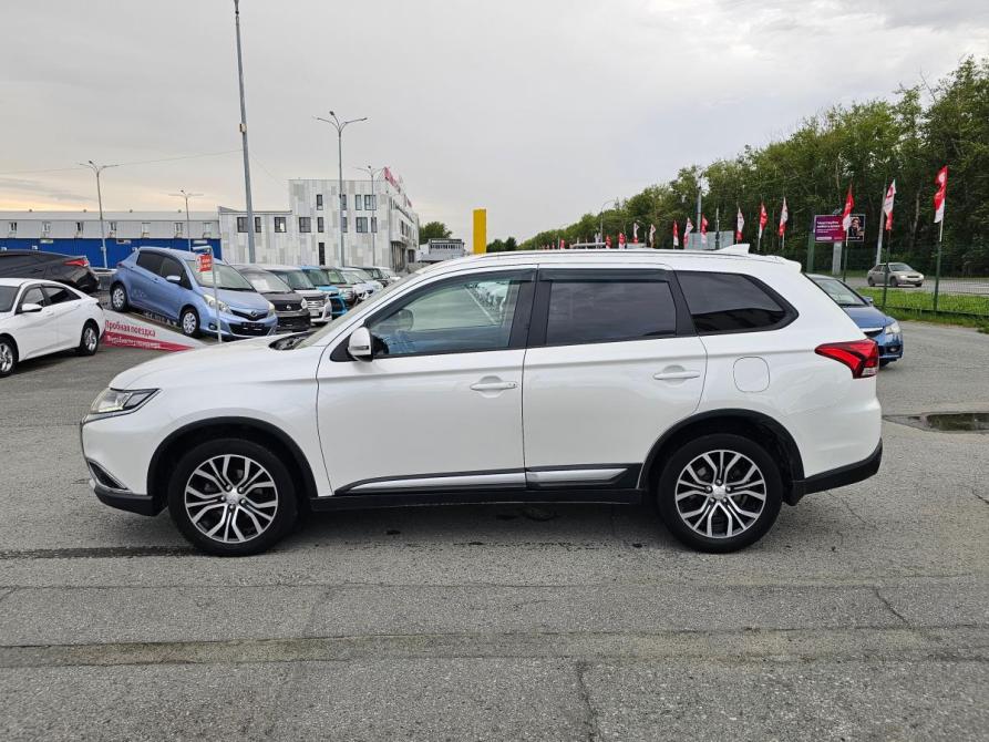 Mitsubishi Outlander III Рестайлинг 2 Тюмень  - изображение 4
