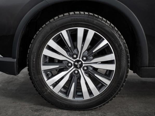 Mitsubishi Outlander III Рестайлинг 3 с пробегом 2019 года, цена 2 390 000 рублей, 147141 км, внедорожник, Автокод Объявления