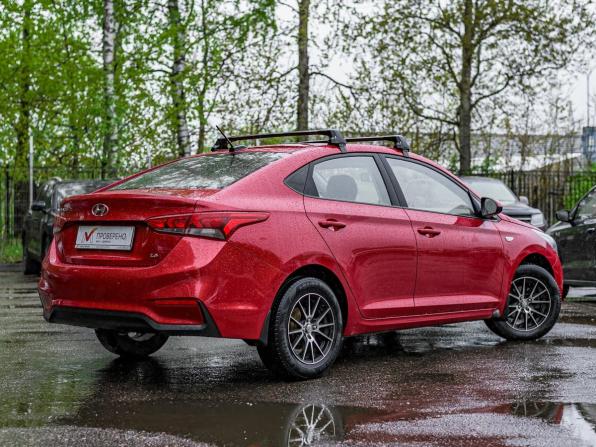 Hyundai Solaris II с пробегом 2019 года, цена 1 099 000 рублей, 179543 км, седан, Автокод Объявления