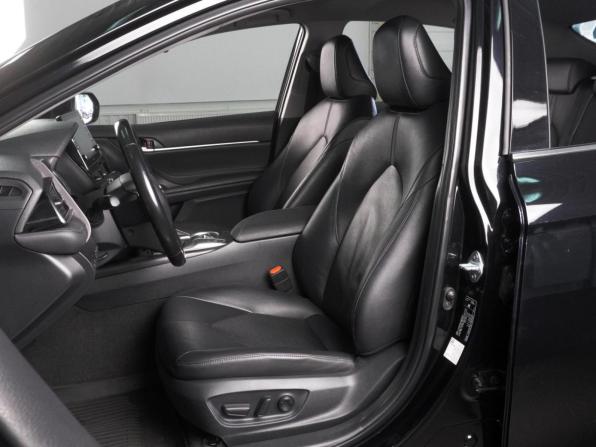 Toyota Camry VIII (XV70) Рестайлинг с пробегом 2021 года, цена 3 099 000 рублей, 126676 км, седан, Автокод Объявления