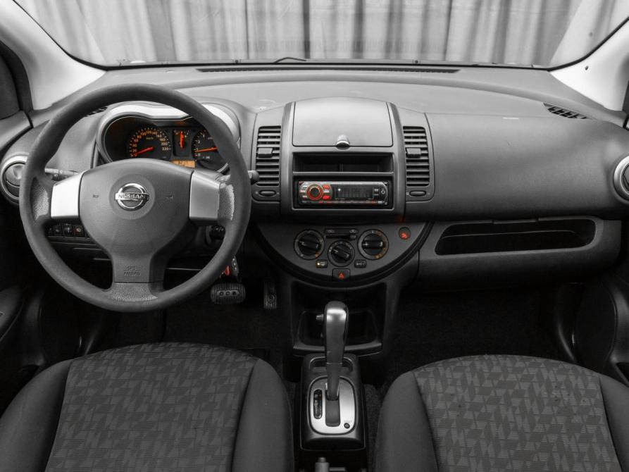 Nissan Note I Москва  - изображение 8