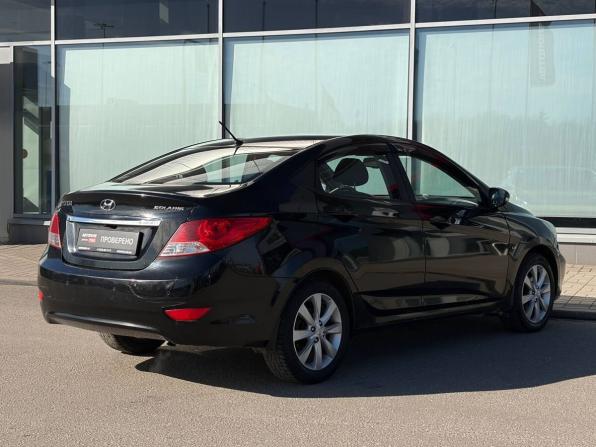 Hyundai Solaris I с пробегом 2013 года, цена 555 000 рублей, 210000 км, седан, Автокод Объявления