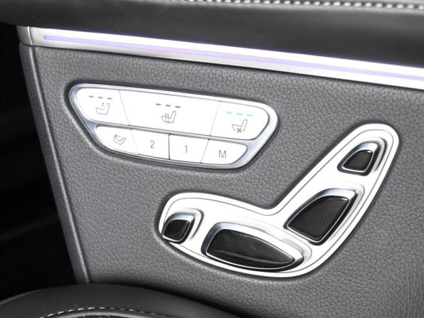 Mercedes-Benz V-Класс III (W447) Рестайлинг 2 с пробегом 2025 года, цена 12 499 000 рублей, 20685 км, минивэн, Автокод Объявления
