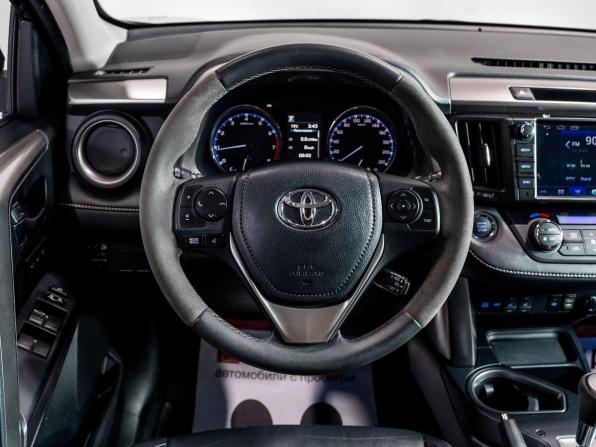 Toyota RAV4 IV (XA40) Рестайлинг с пробегом 2016 года, цена 2 650 000 рублей, 127350 км, внедорожник, Автокод Объявления
