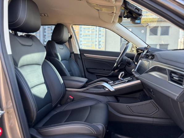 Geely Atlas Pro с пробегом 2024 года, цена 2 325 000 рублей, 14686 км, внедорожник, Автокод Объявления