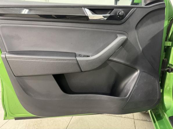 Skoda Rapid I Рестайлинг с пробегом 2017 года, цена 1 179 800 рублей, 199000 км, лифтбек, Автокод Объявления