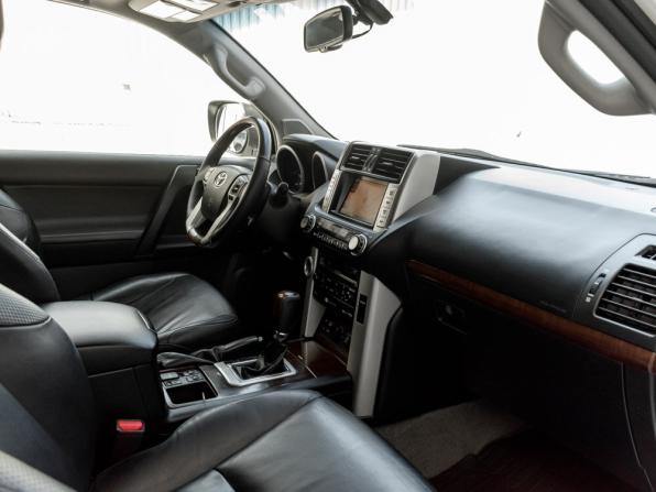 Toyota Land Cruiser Prado 150 Series с пробегом 2011 года, цена 2 690 000 рублей, 155966 км, внедорожник, Автокод Объявления