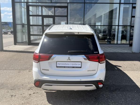 Mitsubishi Outlander III Рестайлинг 3 с пробегом 2019 года, цена 2 960 000 рублей, 104709 км, внедорожник, Автокод Объявления
