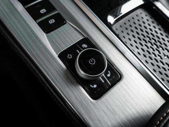 Omoda S5 с пробегом 2023 года, цена 1 499 000 рублей, 65750 км, седан, Автокод Объявления