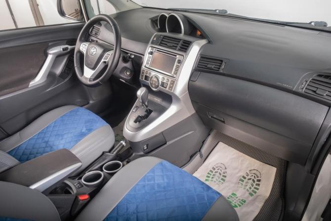Toyota Verso I с пробегом 2012 года, цена 1 269 000 рублей, 307000 км, компактвэн, Автокод Объявления