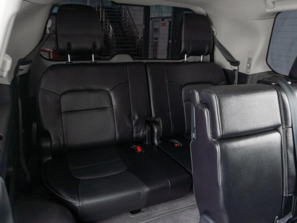 Toyota Land Cruiser 200 Series Рестайлинг 1 с пробегом 2012 года, цена 3 600 000 рублей, 227192 км, внедорожник, Автокод Объявления