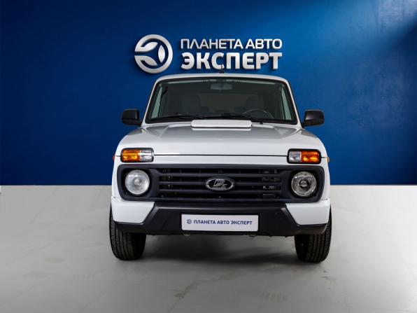 Lada (ВАЗ) Niva Legend I с пробегом 2024 года, цена 919 000 рублей, 17647 км, внедорожник, Автокод Объявления