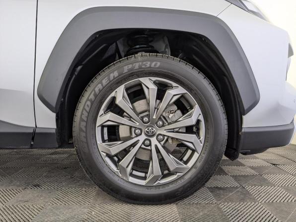 Toyota RAV4 V (XA50) с пробегом 2024 года, цена 3 950 000 рублей, 35198 км, внедорожник, Автокод Объявления