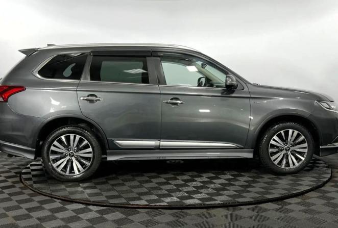 Mitsubishi Outlander III Рестайлинг 3 с пробегом 2019 года, цена 2 650 000 рублей, 155260 км, внедорожник, Автокод Объявления
