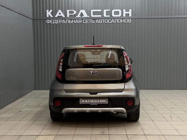 Kia Soul II Рестайлинг с пробегом 2018 года, цена 1 239 000 рублей, 119427 км, хэтчбек, Автокод Объявления