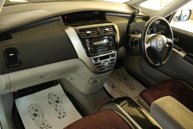 Toyota Opa I Рестайлинг с пробегом 2003 года, цена 599 000 рублей, 225300 км, универсал, Автокод Объявления