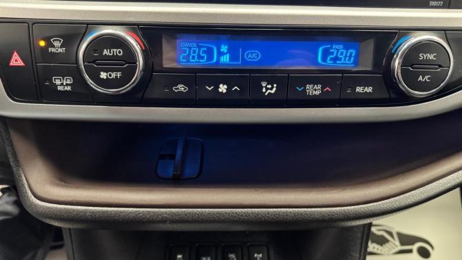 Toyota Highlander III (XU50) Рестайлинг с пробегом 2017 года, цена 2 850 000 рублей, 211239 км, внедорожник, Автокод Объявления