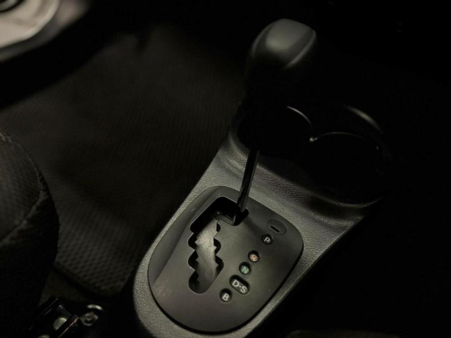 Toyota Vitz III (XP130) Рестайлинг 2 Красноярск  - изображение 12
