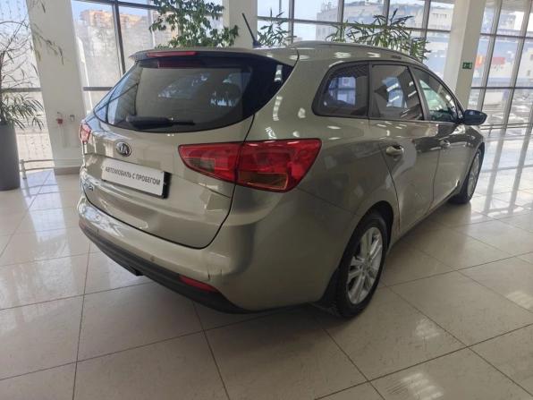 Kia Ceed II с пробегом 2015 года, цена 965 000 рублей, 198100 км, универсал, Автокод Объявления