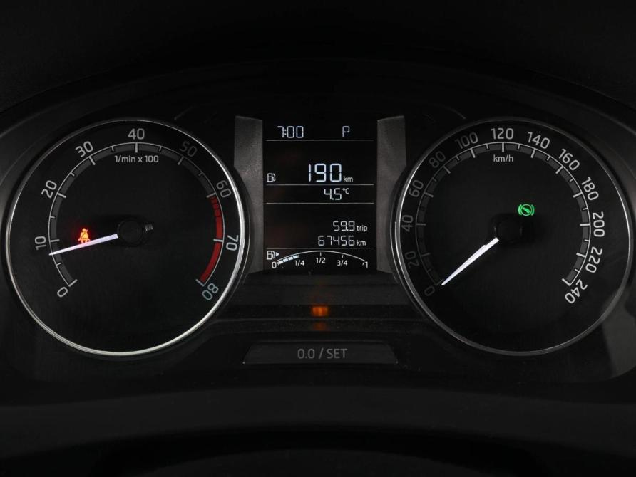 Skoda Rapid I Рестайлинг Ростов-на-Дону  - изображение 14