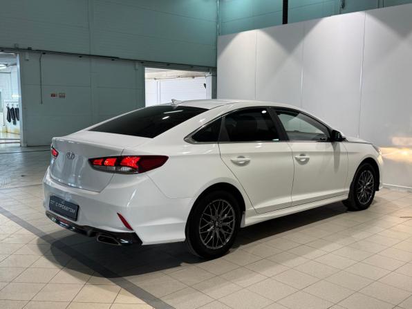 Hyundai Sonata VII (LF) Рестайлинг с пробегом 2019 года, цена 1 620 000 рублей, 135000 км, седан, Автокод Объявления