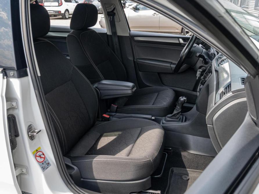 Skoda Rapid I Рестайлинг Краснодар  - изображение 8