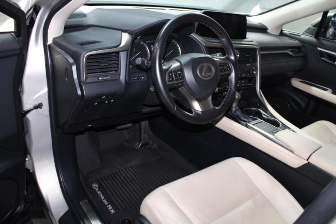 Lexus RX IV Рестайлинг с пробегом 2020 года, цена 4 950 000 рублей, 64685 км, внедорожник, Автокод Объявления