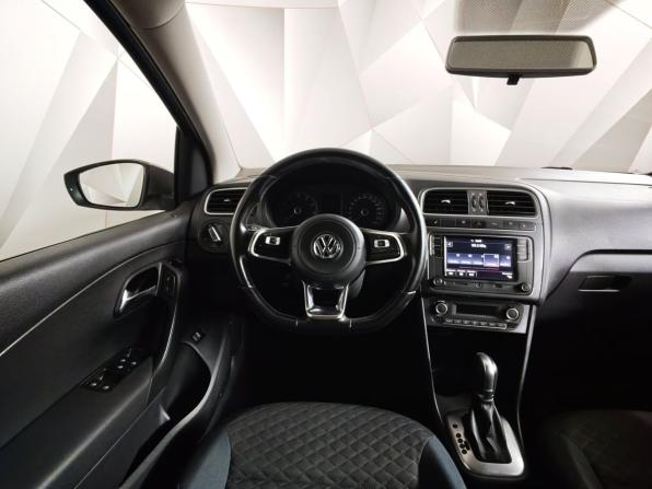 Volkswagen Polo V Рестайлинг с пробегом 2019 года, цена 1 400 000 рублей, 95425 км, седан, Автокод Объявления