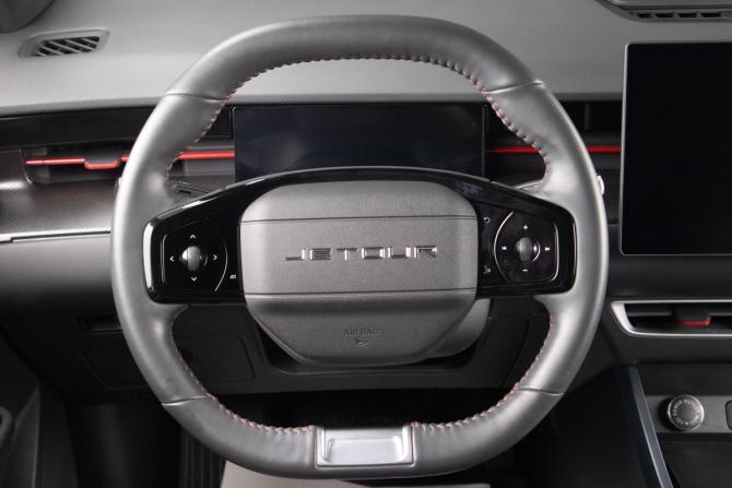 JETOUR DASHING I с пробегом 2024 года, цена 1 899 000 рублей, 14169 км, внедорожник, Автокод Объявления