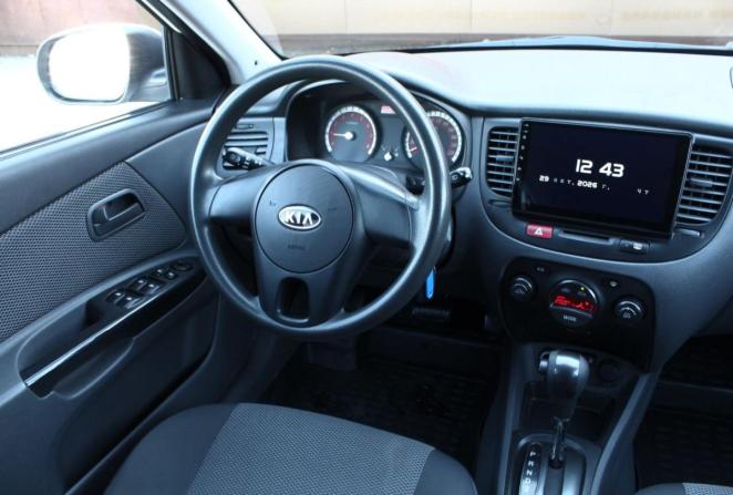 Kia Rio II Рестайлинг с пробегом 2011 года, цена 600 000 рублей, 157354 км, хэтчбек, Автокод Объявления