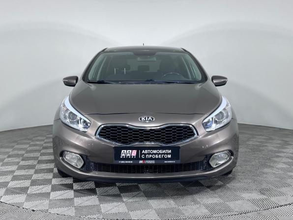 Kia Ceed II с пробегом 2013 года, цена 1 095 000 рублей, 152453 км, хэтчбек, Автокод Объявления