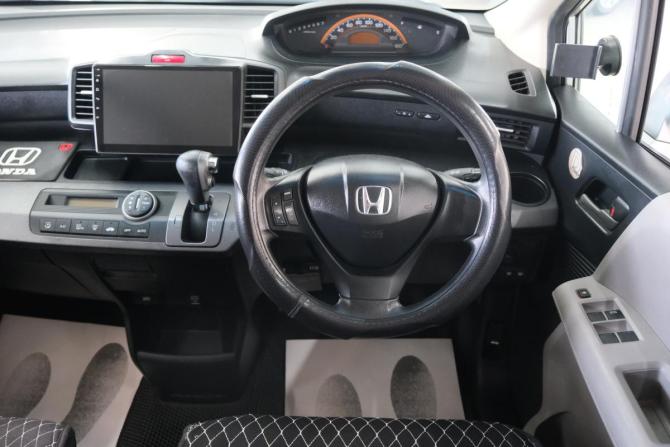 Honda Freed I с пробегом 2010 года, цена 1 139 000 рублей, 166000 км, компактвэн, Автокод Объявления
