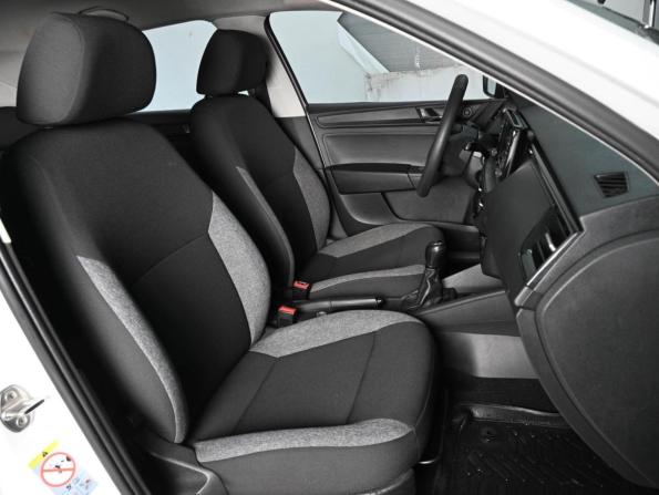 Skoda Rapid II с пробегом 2021 года, цена 984 000 рублей, 176919 км, лифтбек, Автокод Объявления