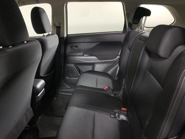 Mitsubishi Outlander III Рестайлинг 2 с пробегом 2017 года, цена 2 120 000 рублей, 64031 км, внедорожник, Автокод Объявления
